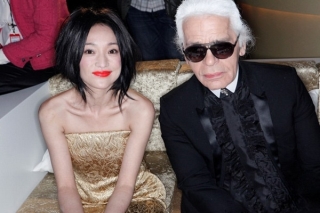 Châu Tấn luôn là ” nàng thơ Chanel” Châu Á được cố ông hoàng đầu bạc Karl Lagerfeld yêu mến
