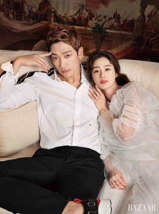 Vợ chồng Bi Rain Kim Tae Hee hot hơn cả cô dâu chú rể khi dự lễ cưới của em trai ảnh 4