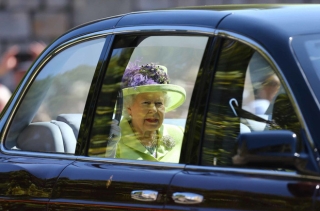 Cuộc đời Nữ hoàng Elizabeth II qua ảnh: Vị nữ vương ngồi trên ngai vàng lâu nhất trong lịch sử các vương triều của nước Anh - Ảnh 26.