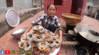 Mang thương hiệu siêu to khổng lồ nhưng sao các mâm đồ ăn của bà Tân càng ngày càng nhỏ đi thế này? - Ảnh 4.