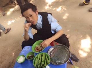 Hoài Linh và Quyền Linh chính là 2 nhân vật ăn uống giản dị nhất showbiz Việt, bữa cơm nào cũng toàn đạm bạc với cá mắm - Ảnh 5.