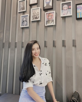 Nối gót HHen Niê Hoàng Thùy, Khánh Vân học make-up sẵn sàng chinh chiến Miss Universe 2020 ảnh 13