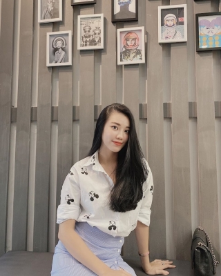 Nối gót HHen Niê Hoàng Thùy, Khánh Vân học make-up sẵn sàng chinh chiến Miss Universe 2020 ảnh 12