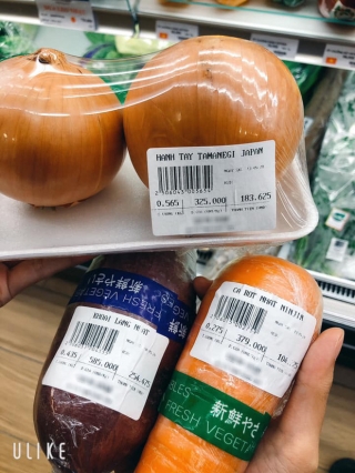 Lần đầu trải nghiệm siêu thị Nhật tại Việt Nam, cô gái “sốc” trước mức giá rau củ ngoại nhập: Món rẻ nhất cũng từ hàng trăm nghìn trở lên? - Ảnh 5.