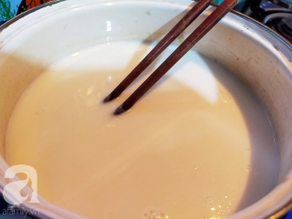 Tìm lại hương vị tuổi thơ với món kem sữa dừa ngọt ngào mát lạnh - Ảnh 1.
