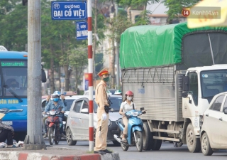 Chùm ảnh: Sáng nay, người Hà Nội đã thực sự được cảm nhận đặc sản tắc đường sau kỳ nghỉ dài ngày - Ảnh 19.