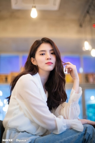 Dispatch tung bộ ảnh xuất thần của tiểu tam Han So Hee: Không hổ danh là tiểu Song Hye Kyo! ảnh 7