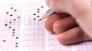 Nhiều ĐH Mỹ bỏ yêu cầu điểm SAT và ACT trong tuyển sinh năm 2021