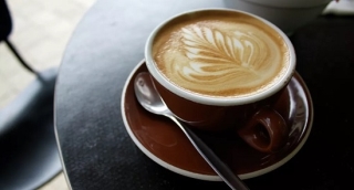 Khám phá thú vị: Lý do bất ngờ khiến những người nghiện cà phê ít bị béo phì - Ảnh 1