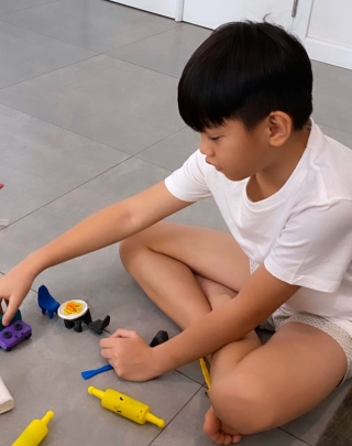Mùa tránh dịch của rich kid Subeo: 10 tuổi vẫn bày biện chơi đồ hàng, quyết không quên nhiệm vụ quan trọng - Ảnh 8.