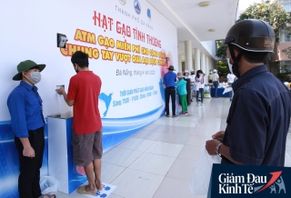 ATM gạo tự động đầu tiên ở Đà Nẵng: Không phân biệt bạn đi xe gì, ai cần cứ đến lấy! - Ảnh 9.