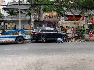 Khởi tố, bắt tạm giam tài xế tông Ch?t người gần sân bay Tân Sơn Nhất - Ảnh 1.
