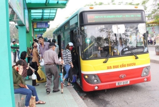 Xe buýt Hà Nội hoạt động 100% từ ngày 4/5 - Ảnh 1.