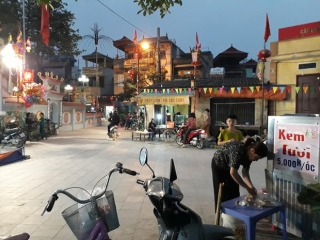 Sống ở ngoại thành Hà Nội, không phải thuê nhà, chưa có con, vợ chồng trẻ thu nhập 25 triệu nhưng mỗi tháng chỉ để ra được 7 triệu tiết kiệm - Ảnh 1.