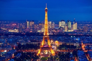 Tháp Eiffel nổi tiếng thế giới thì ai cũng biết nhưng trên đỉnh tòa tháp này còn ẩn chứa một bí mật bất ngờ và vô cùng đặc biệt - Ảnh 2.