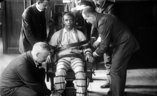 Tử tù trẻ nhất nước Mỹ bị hành quyết trên ghế điện: Bị kết án chỉ trong 10 phút nhưng mất 70 năm mới được minh oan vì nạn phân biệt chủng tộc - Ảnh 3.