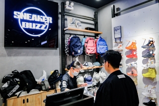 Sneaker Buzz tưng bừng khai trương nhà mới tại Estella Place - Ảnh 5.