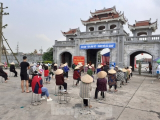 Cây ATM gạo đến với người nghèo và công nhân ở Bắc Ninh - Ảnh 8.
