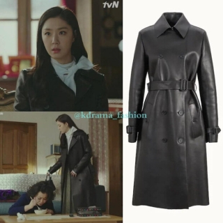 Chiếc áo khoác da khó nhằn này có giá đắt đỏ nhất trong dàn đồ hiệu mà Seo Ji Hye mặc trong phim tận 200 triệu đồng đến từ thương hiệu Tod's được người đẹp khoác trên mình trông chả khác gì người mẫu chụp hình cho thương hiệu