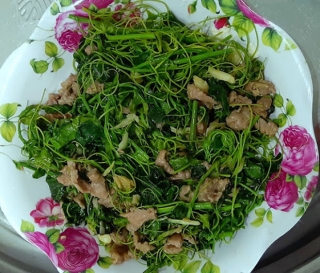 Giật mình với món rau bò khai mới được H’hen Niê giới thiệu trên Instagram story: nhiều người chưa biết nhưng đây là một đặc sản Việt Nam đấy! - Ảnh 3.
