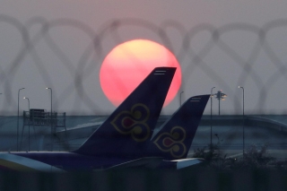 Thai Airways chính thức nộp đơn phá sản, khép lại một hành trình đầy thăng trầm của hãng hàng không quốc gia Thái Lan - Ảnh 2.