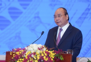 Thủ tướng Chính phủ dẫn bài thơ Tự khuyên mình tại hội nghị với doanh nghiệp - Ảnh 1.
