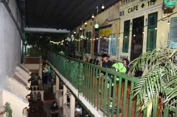 Ba quán cà phê phong cách Hà Nội giữa Sài Gòn, chỉ một từ thôi: Mê mệt! - Ảnh 1.