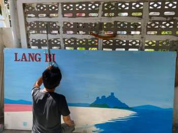 Làng bích họa Hòn Thiên - điểm check-in mới cho giới trẻ tại Ninh Thuận - Ảnh 1.