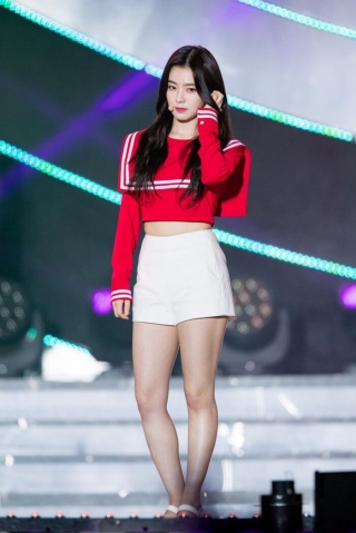 Irene (Red Velvet) bj biên tập viên thời trang bốc phốt thiếu chuyên nghiệp Ảnh 9