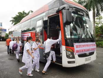 Gần trăm giảng viên, sinh viên Đại học Y dược Hải Phòng lên đường chi viện cho Bắc Giang chống dịch COVID-19 - Ảnh 11.