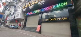 Sau lệnh của Thủ Tướng nhiều quán karaoke ở Hà Nội và Sài Gòn nhộn nhịp mở cửa trở lại, nhiều quán vẫn đóng cửa im lìm - Ảnh 1.