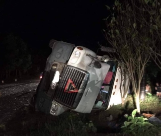 Vụ xe container đè xe limousine bẹp dúm ở Quảng Ninh: Có tổng 3 nạn nhân Tu vong - Ảnh 2.