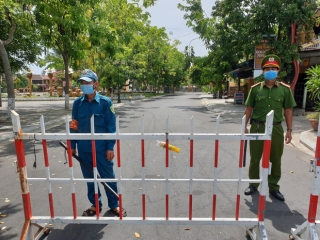 Hội An yêu cầu những người từng đến chùa Bảo Thắng từ ngày 16/7 đến nay liên hệ ngay với cơ sở y tế - Ảnh 1.