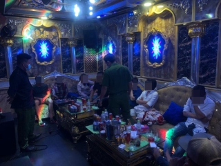 26 dân chơi dương tính ma tuý trong nhà hàng ở Sài Gòn giữa dịch Covid-19 - Ảnh 1.