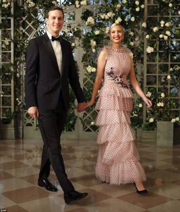 Thời trang của ái nữ Donald Trump 'lấn át' con gái Tổng thống Joe Biden Ảnh 6