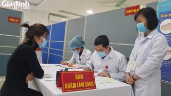 Thủ tướng Nguyễn Xuân Phúc: Đẩy nhanh tiến độ thử nghiệm lâm sàng vaccine Nano Covax phòng COVID-19 - Ảnh 2.