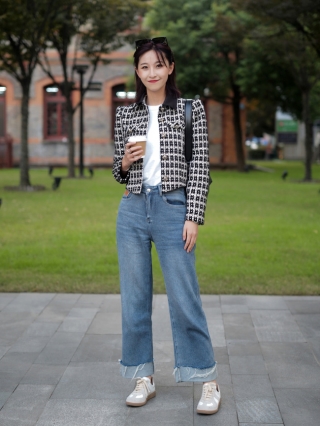 Street style Châu Á: Quần jeans là được chọn nhiều nh - Ảnh 12.