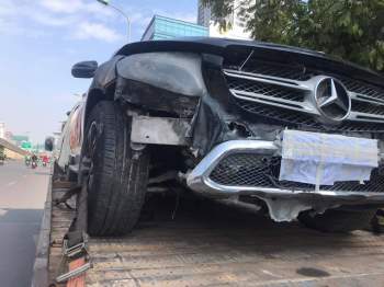 Chủ xe Mercedes GLC bị cháy “khóc ròng” vì không ai nhận trách nhiệm sửa chữa - Ảnh 2.