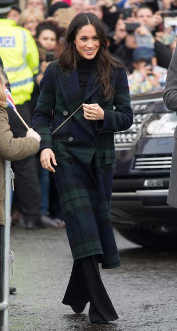 Meghan Markle hóa ra là cao thủ diện áo khoác dáng dài, xem mà học được 11 outfit để style sang như người Hoàng gia - Ảnh 1.