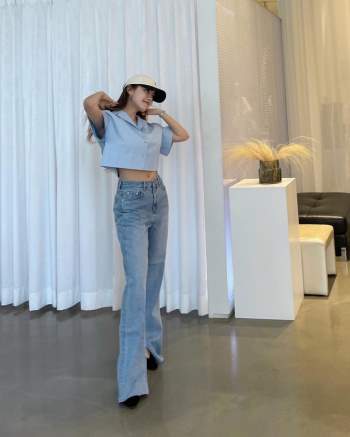 Chị em muốn mặc quần jeans không chỉ trẻ mà còn thanh lịch và sang chảnh, hãy học các sao Hàn 30+ - Ảnh 5.