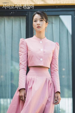 Seo Ye Ji đẹp đến độ làm lu mờ người mẫu của hãng, đồ khó cảm đến đâu cũng cân được tuốt - Ảnh 10.