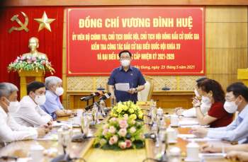 Ông Vương Đình Huệ vào “tâm dịch” Bắc Giang, Bắc Ninh kiểm tra công tác bầu cử - Ảnh 1.
