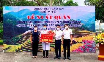32 bác sĩ, nhân viên y tế Lào Cai hỗ trợ Bắc Giang chống dịch -0