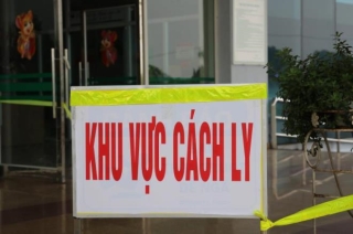 TP.HCM cách ly 38 người tiếp xúc gần chuyên gia Hàn Quốc dương tính SARS-CoV-2 - 1