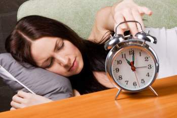 Muốn sống lâu và khỏe mạnh thì nhất định không được ngủ trong 3 trường hợp này - Ảnh 3.