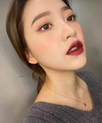 Loạt makeup look “đỉnh của chóp” từ idol Kpop, nhìn xịn sò là vậy nhưng học theo cũng đâu có khó mấy - Ảnh 6.