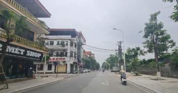 Cận cảnh thành phố Vĩnh Yên (Vĩnh Phúc) sau khi có quyết định cách ly xã hội - Ảnh 8.