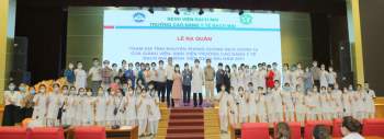 Gần 350 thầy và trò trường Cao đẳng y tế Bạch Mai chia lửa cùng Bắc Giang - Ảnh 3.