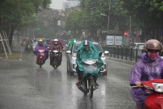 mua lon dien rong o nhieu vung tren ca nuoc