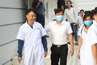 38 y bác sĩ Phú Thọ lên đường chi viện Quảng Nam